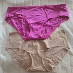 New Victoria's Secret Beige And Pink Panties Size M